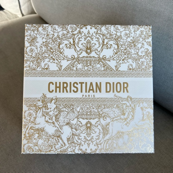 Dior Box - Picture 3 of 10